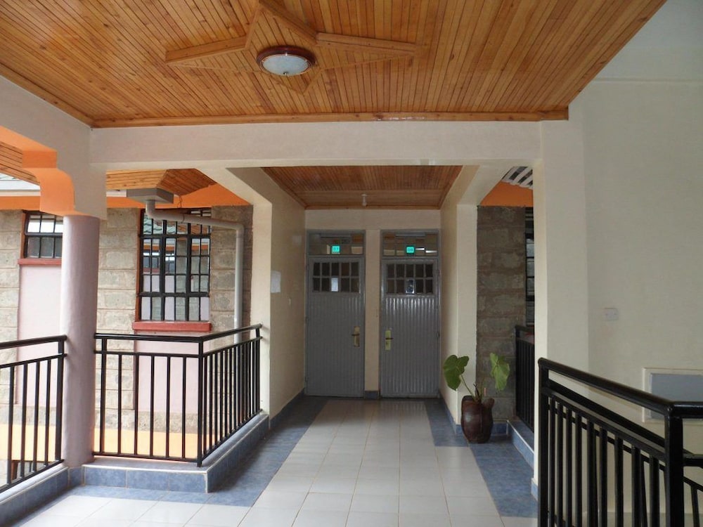 Kuniville Guest House 12/43