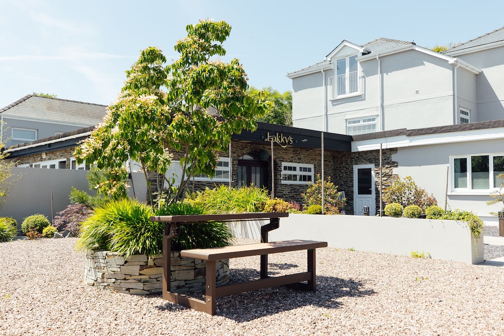 The Woodridge Inn Hotel 47/54