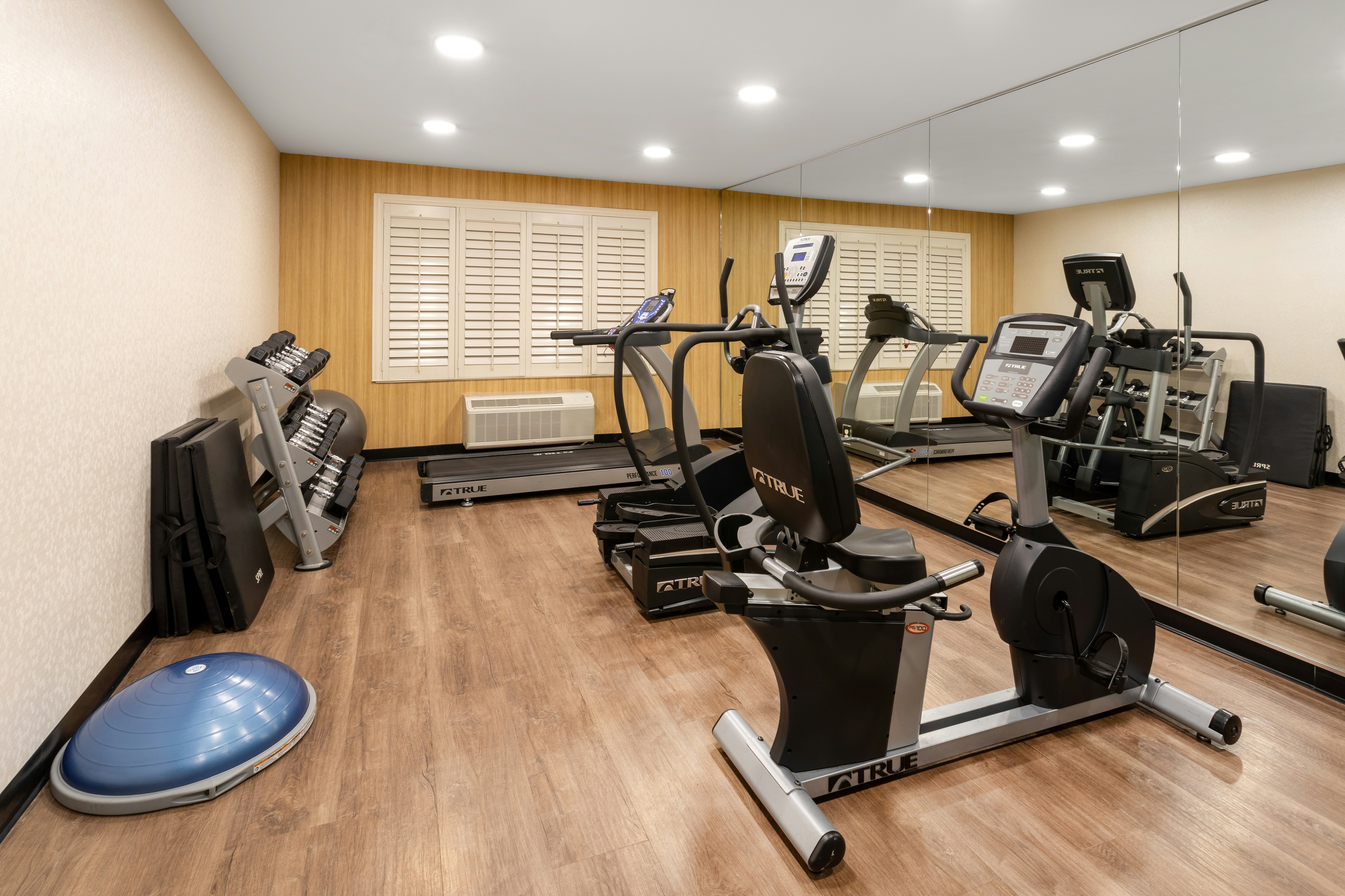 Holiday Inn Express Hotel And Suites Marana 20/45