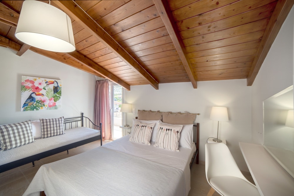 Villa Provenza 4/34