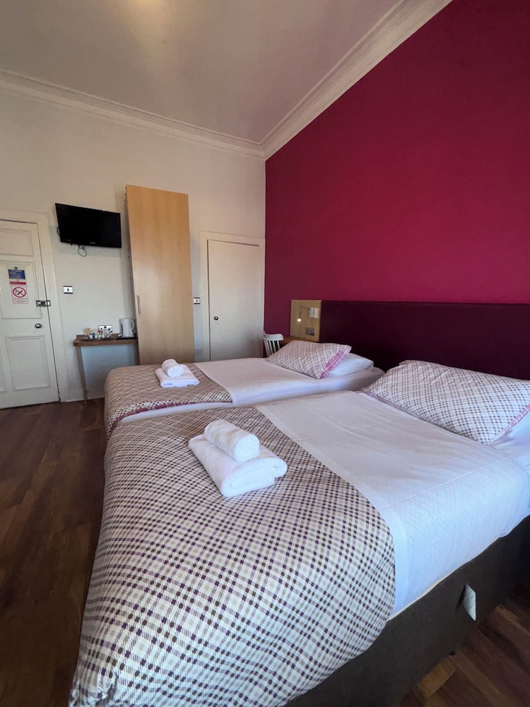 Regent House Hotel 33/64