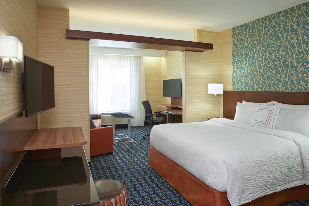 Fairfield Inn & Suites Niagara Falls 13/46