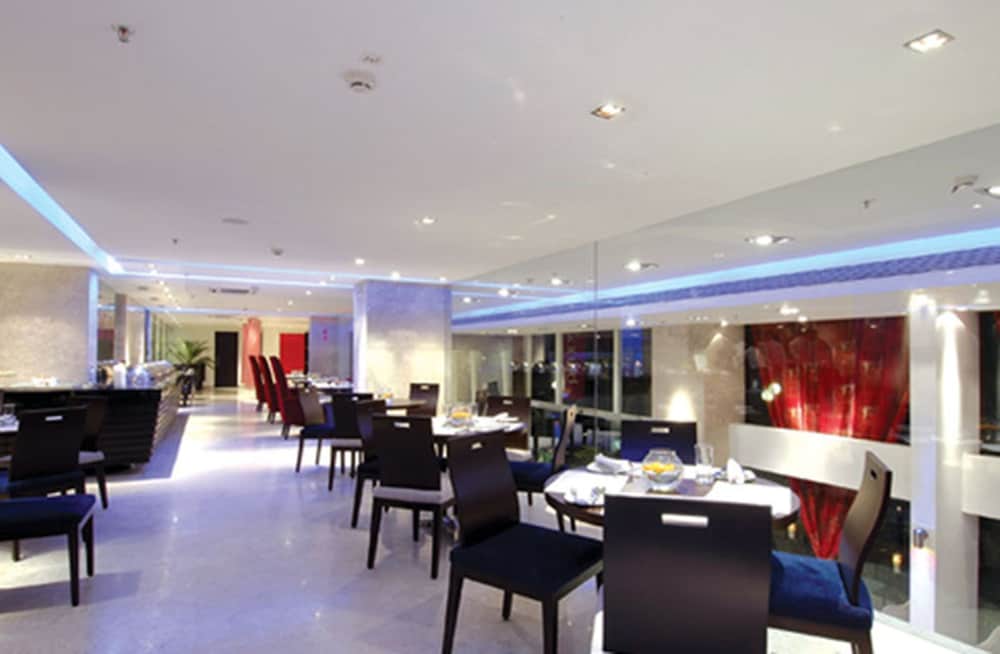 Royal Orchid Central Bangalore 41/75
