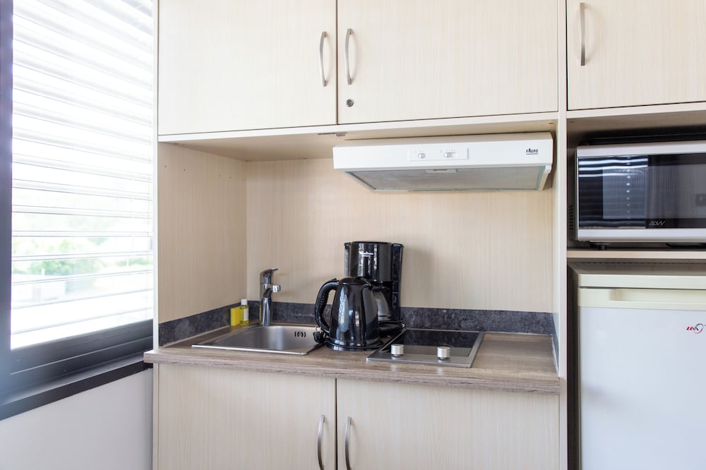 Zenitude Hotel Residences Swiss Apparthotels Ferney Voltaire in FERNEY VOLTAIRE