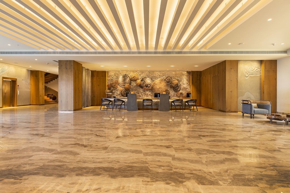 Sheraton Grand Chennai Resort & Spa 24/47