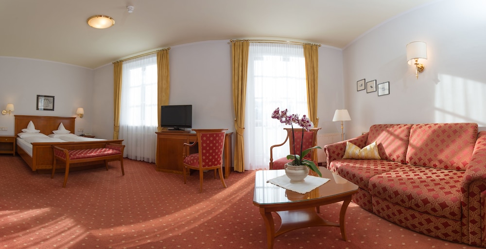 Park Hotel Bellevue 41/64