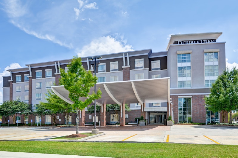 Doubletree By Hilton Baton Rouge 2/44