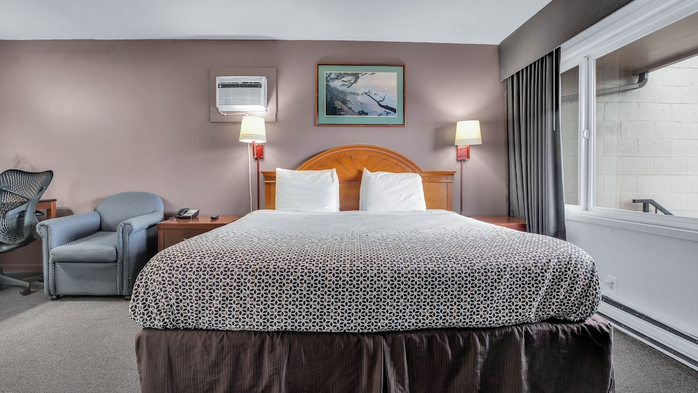 Viking Motel 11/31