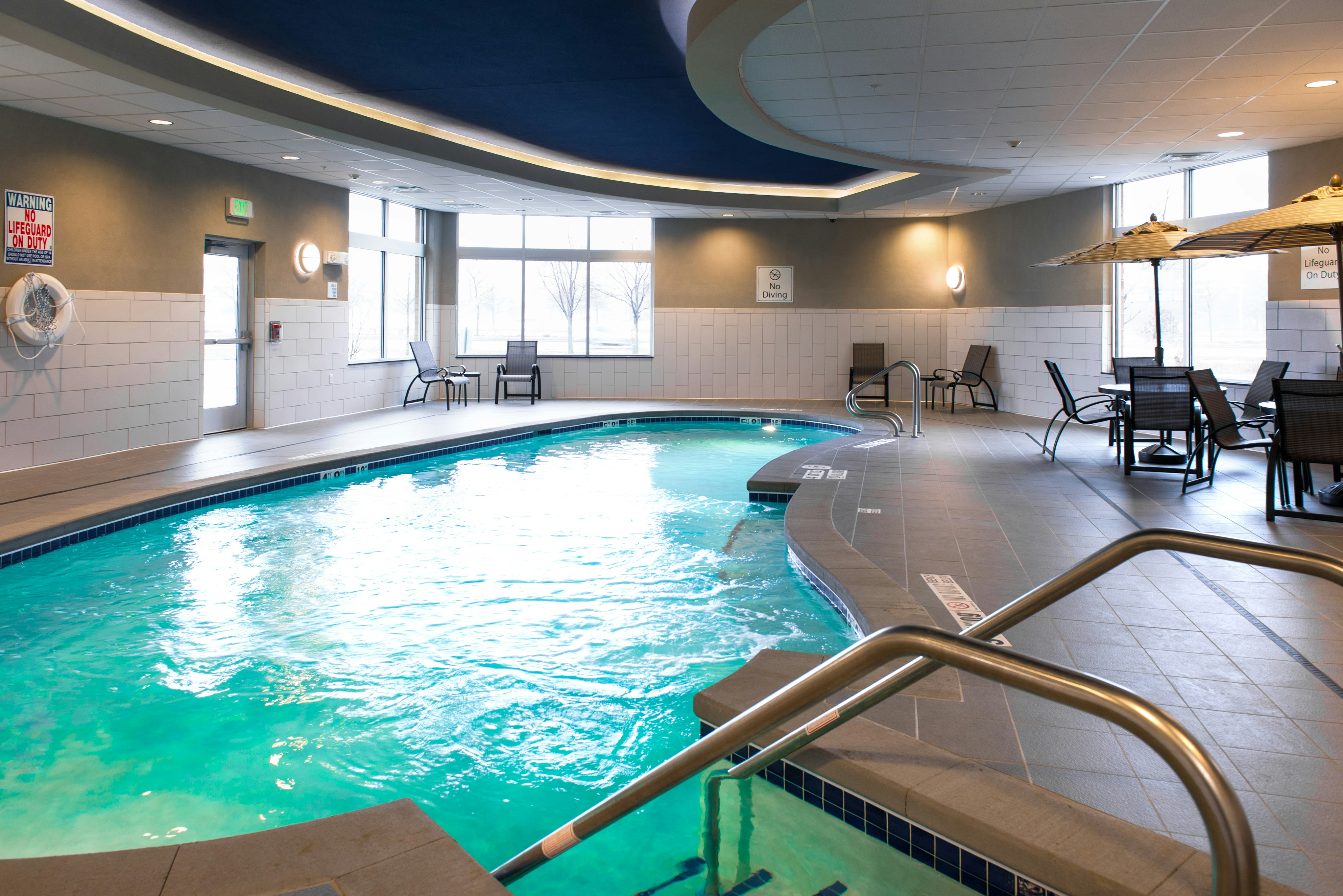 Holiday Inn Express Suites Madison Central 41/68