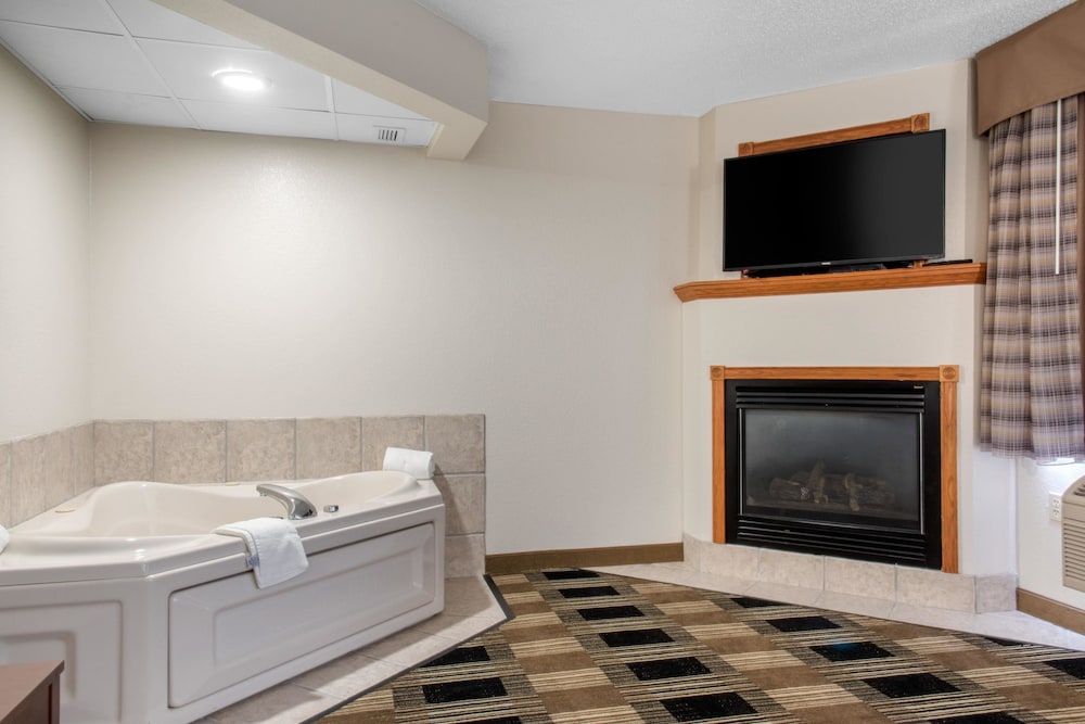 Quality Inn near Medical Center 8/38