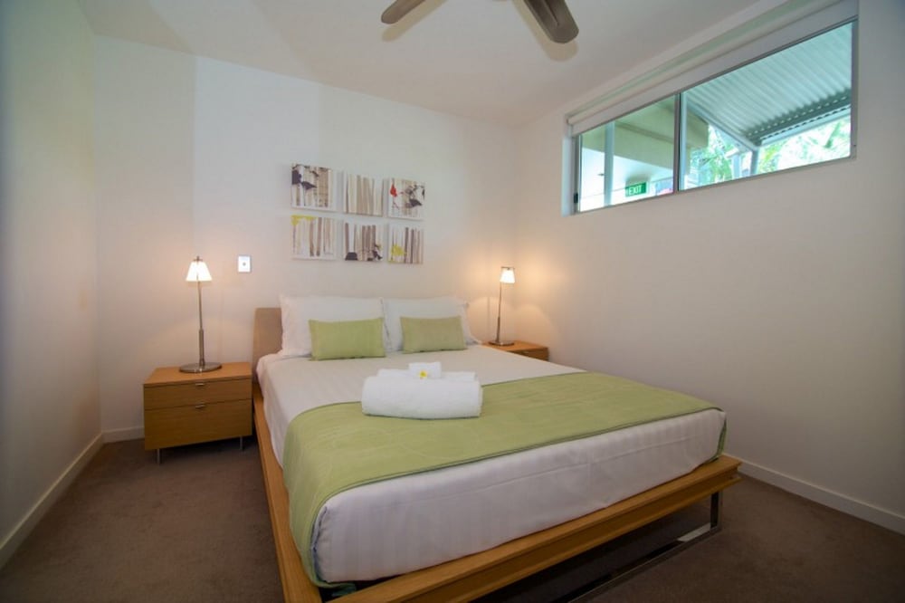 The Beach Cabarita 25/78