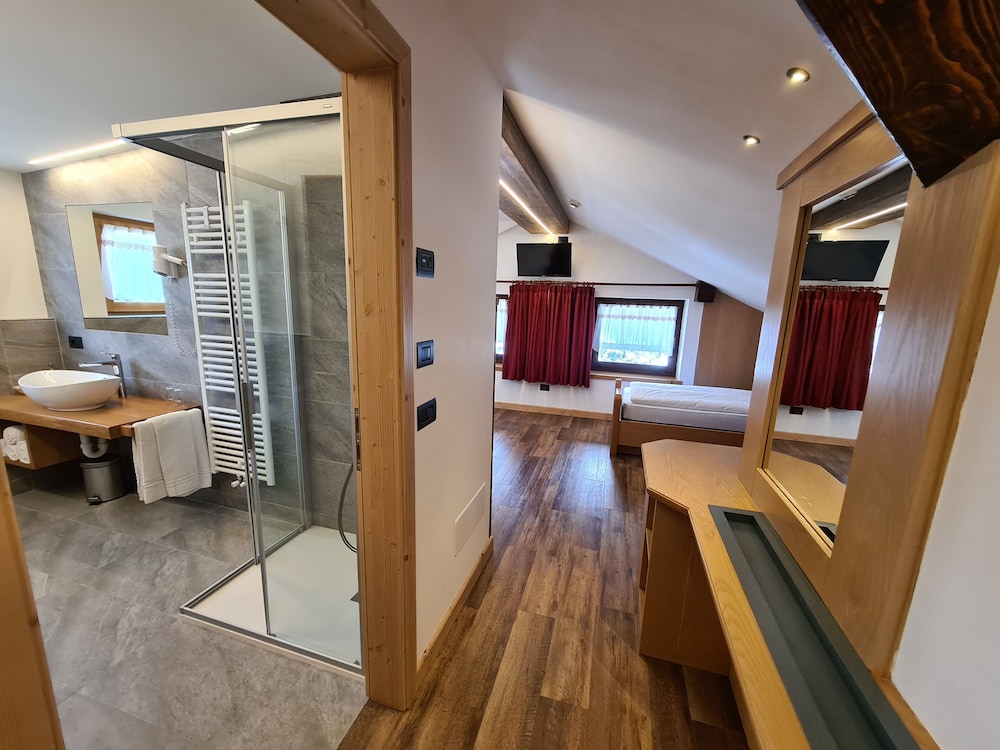 Hotel Piedibosco 48/49