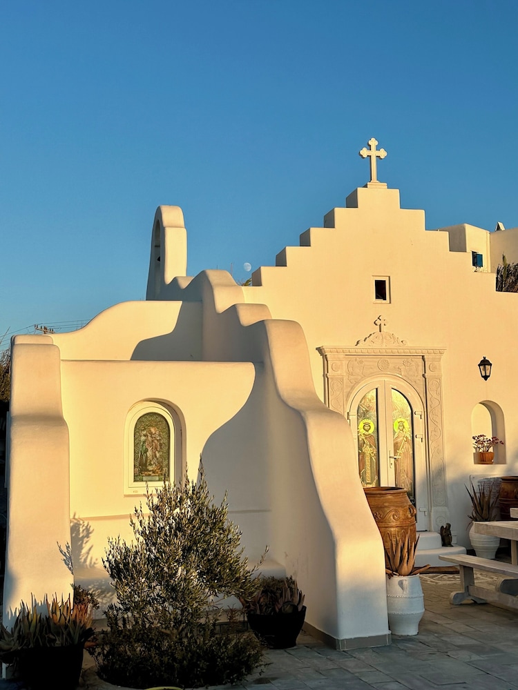 Elenis Village Suites 35/46