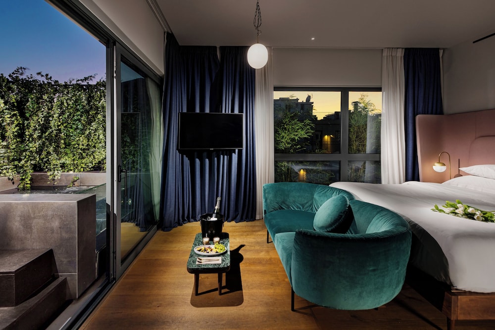 Gatsby Athens Hotel 44/69