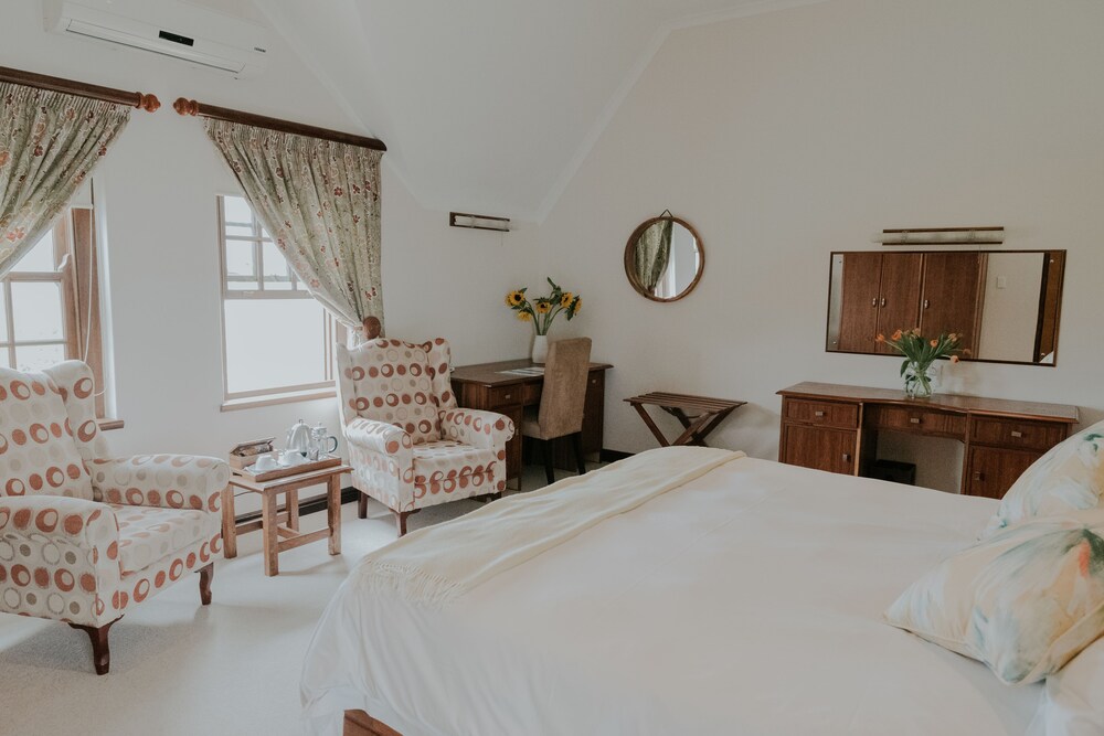 Cana Vineyard Guesthouse 33/76