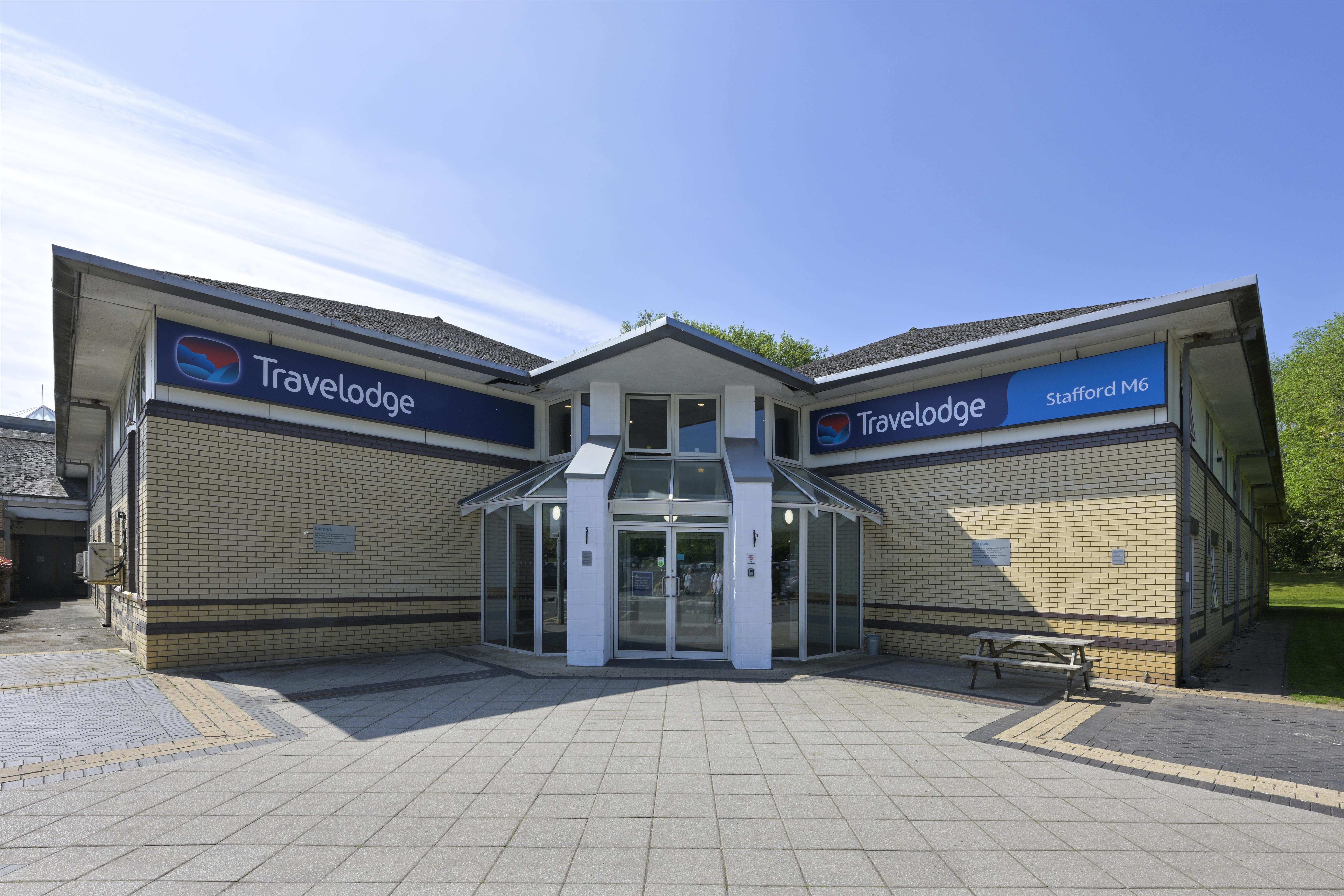 Travelodge Stafford M6 22/25