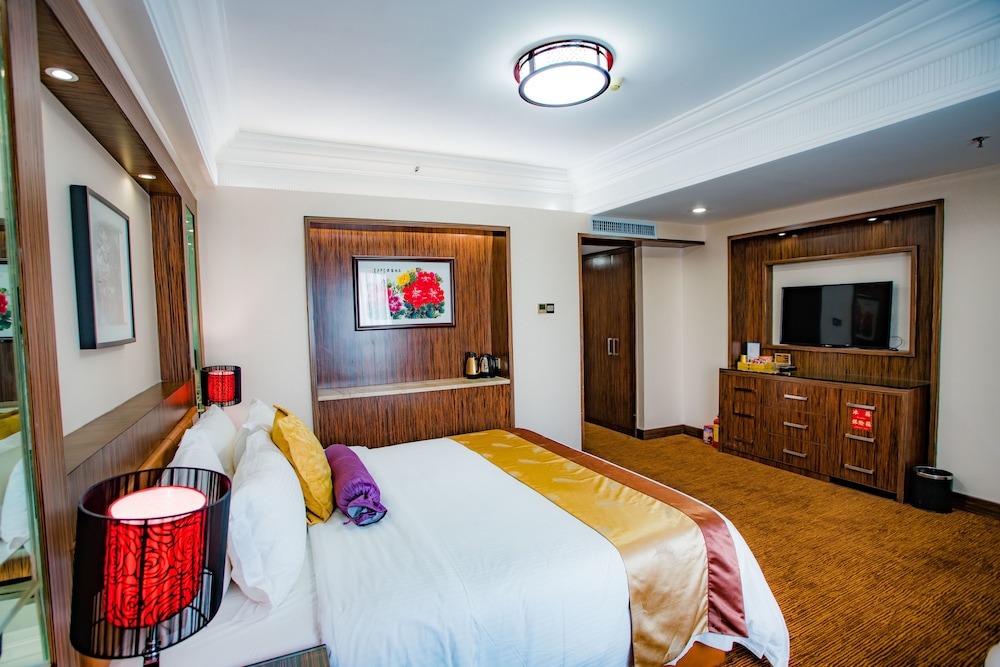 NANYANG KING'S GATE HOTEL 12/47