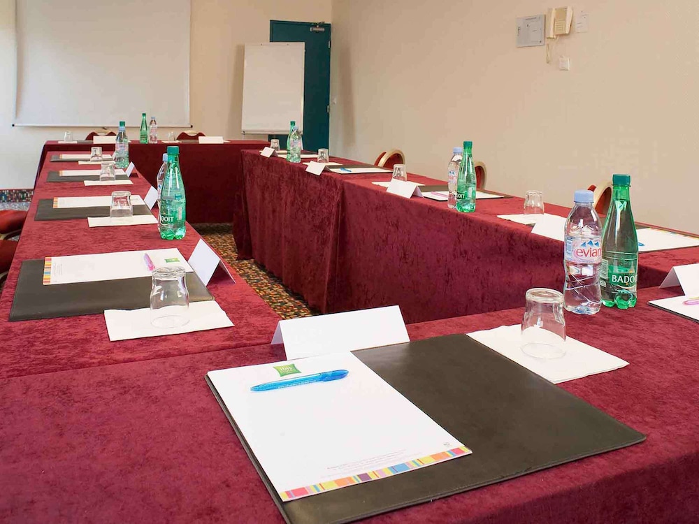 Ibis Orleans La Chapelle Saint Mesmin 56/64