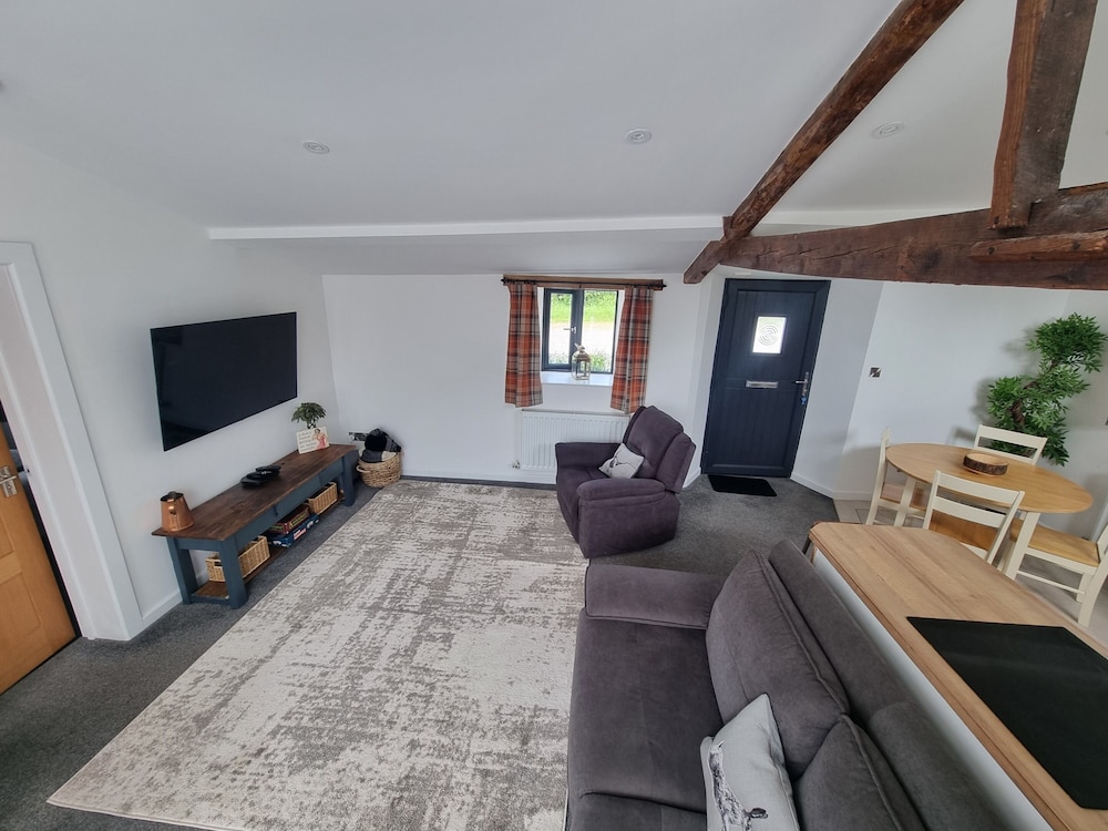 Monkton Court Hotel 34/50
