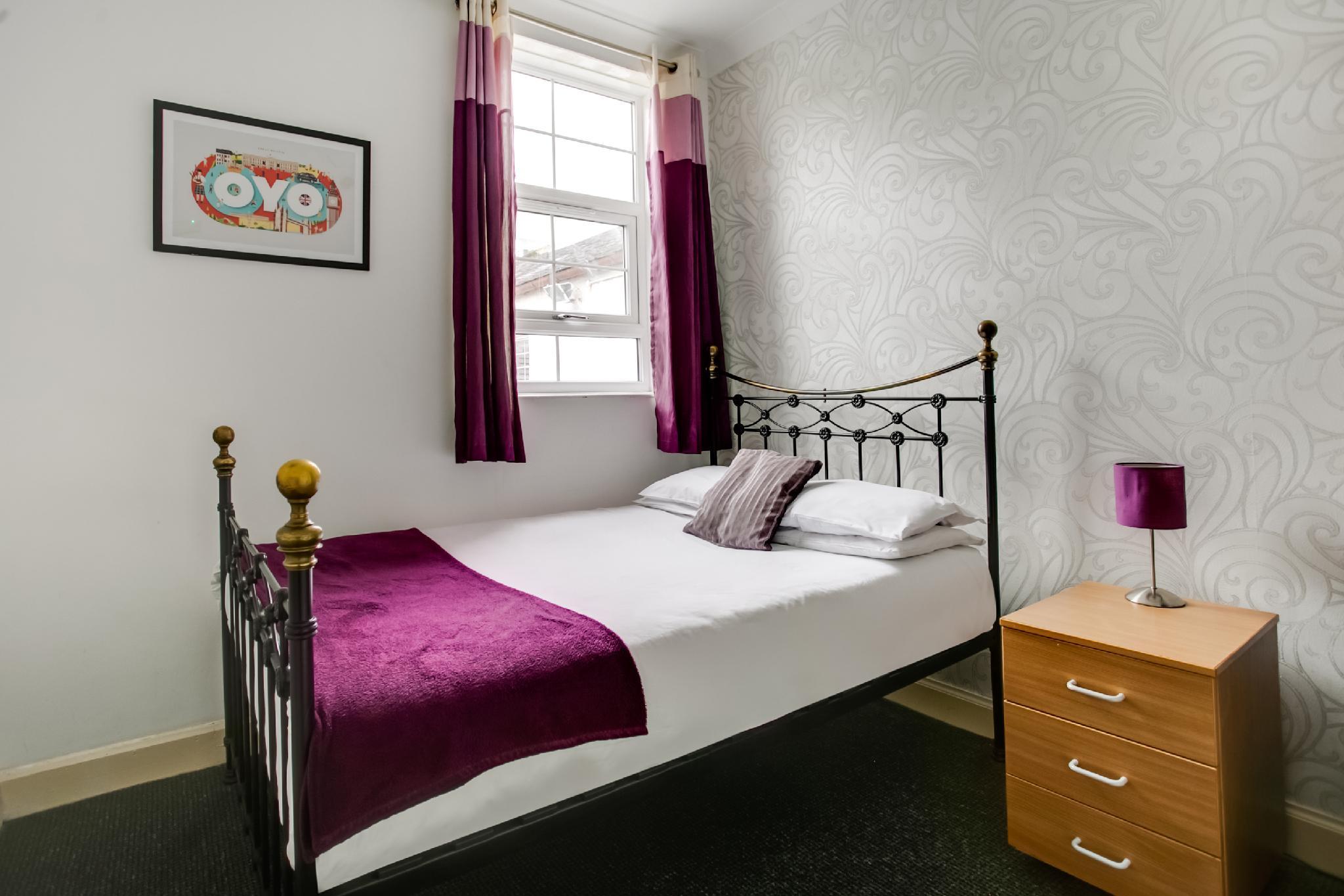 Compact, Double Bed