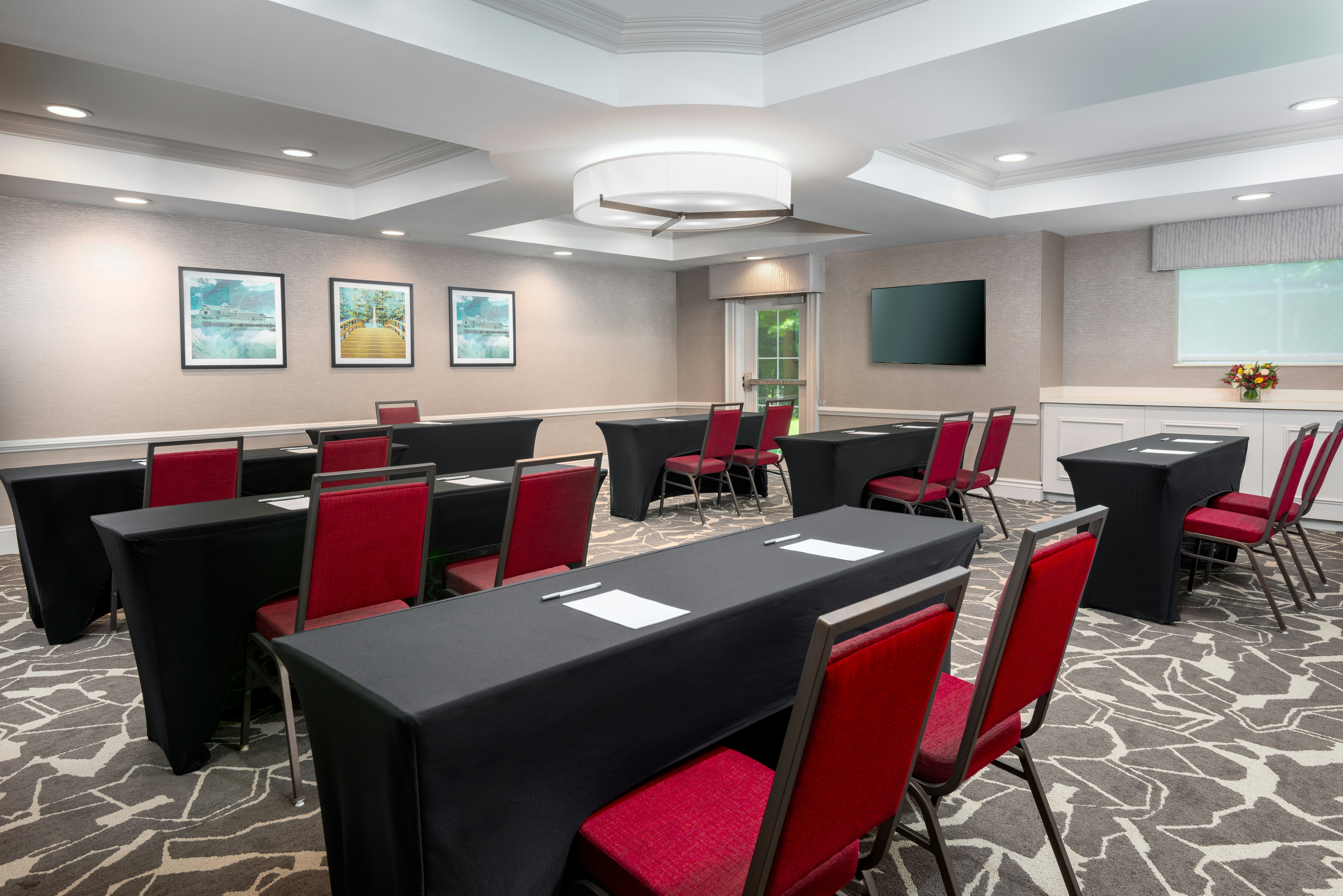 Hampton Inn Bedford Burlington 36/45