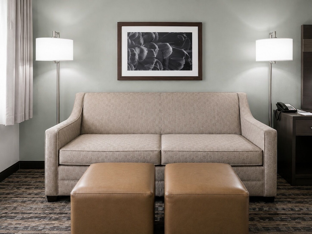 GrandStay Hotel and Suites 44/63
