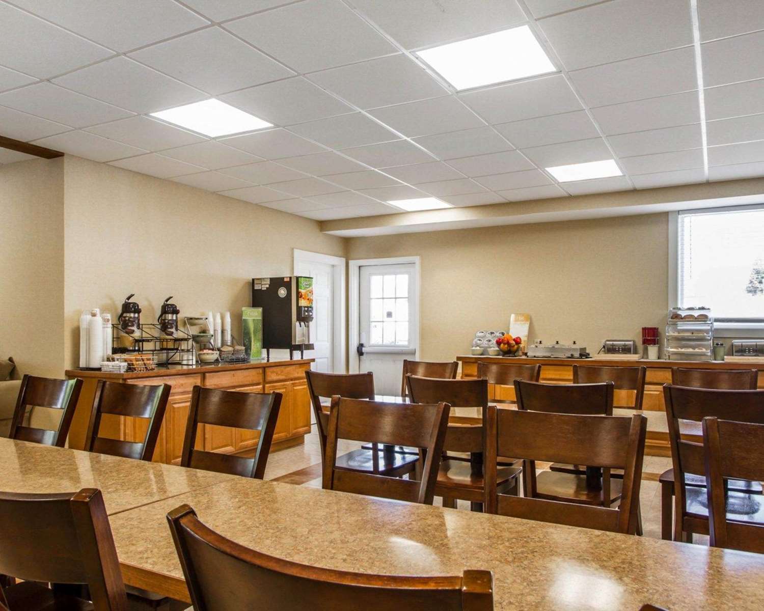 Quality Inn & Suites South Portland, ME 9/12