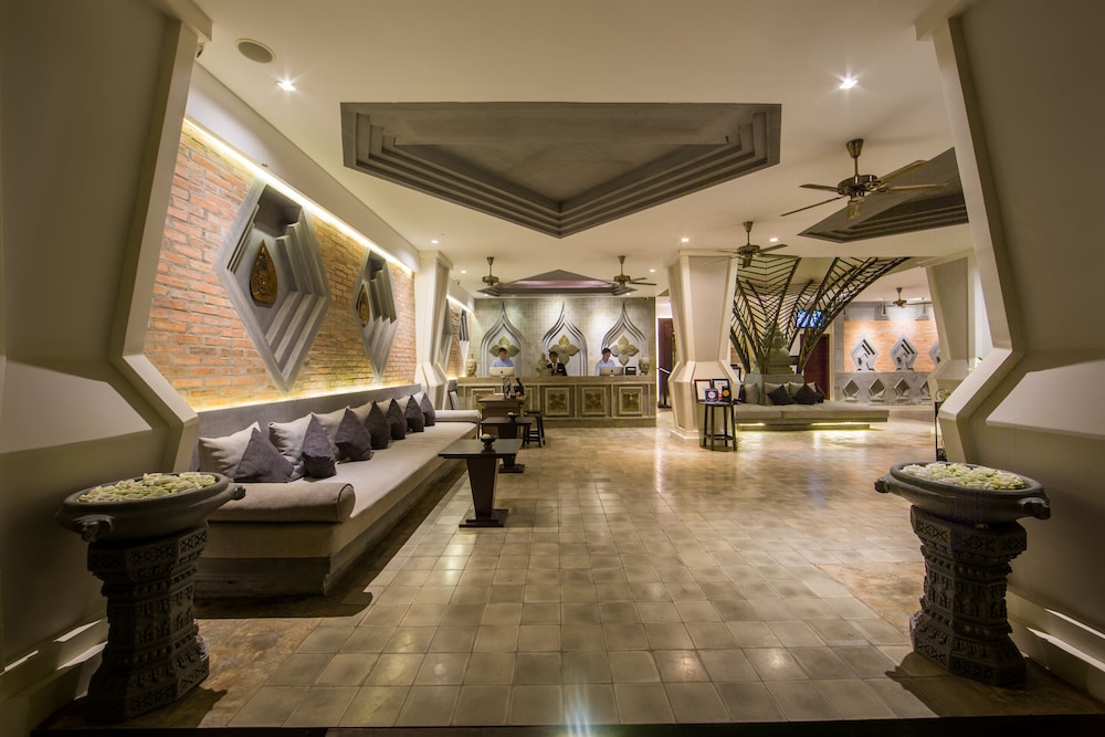 CENTRAL SUITE RESIDENCE 48/76
