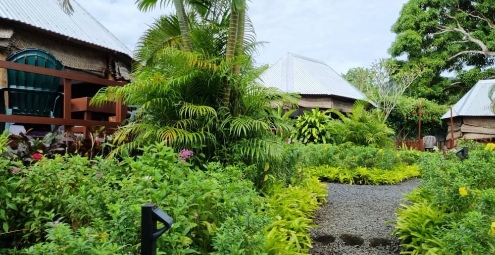 The Samoan Outrigger Hotel 45/50