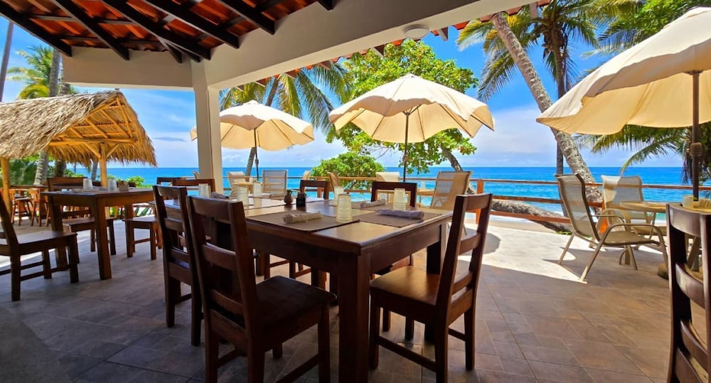 Tango Mar Beachfront Boutique Hotel and Villas 38/49
