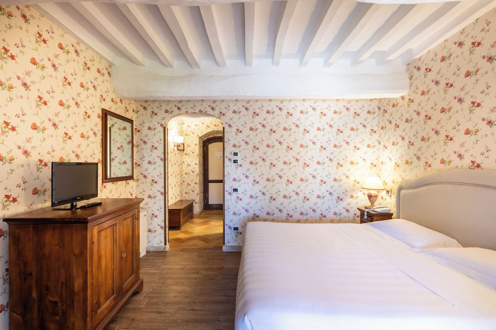 Deluxe, Double Bed, Valley View, Terrace