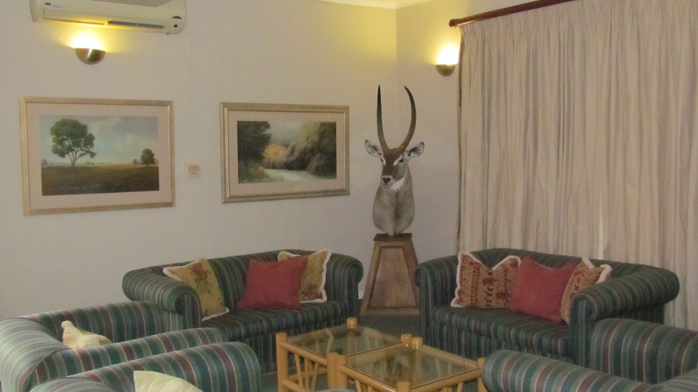 Wagon Wheel Country Lodge 35/50