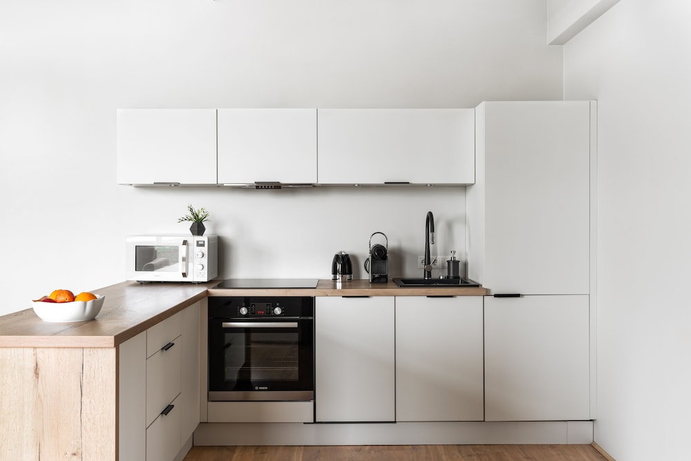 Vik Apartments 55/63
