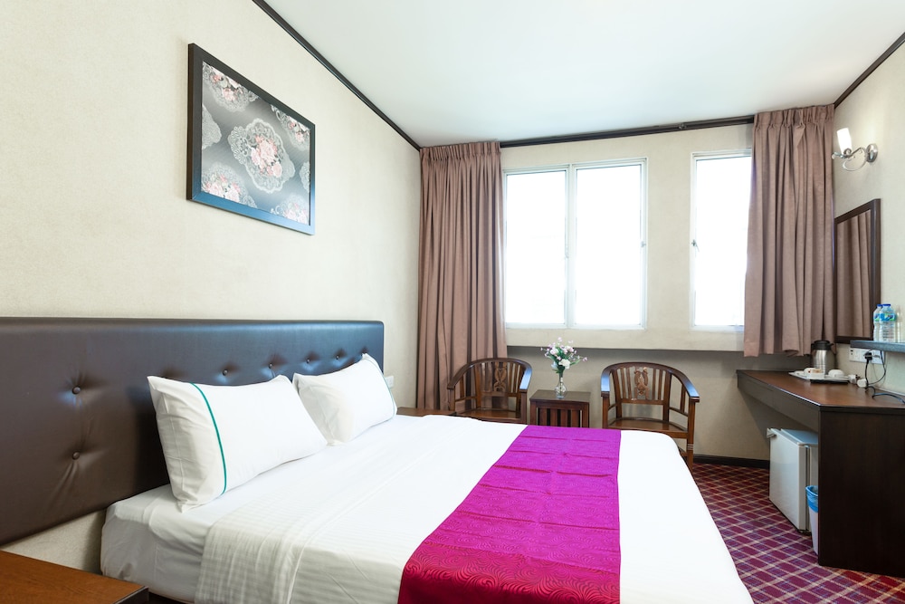 Hotel Vistaria 12/28