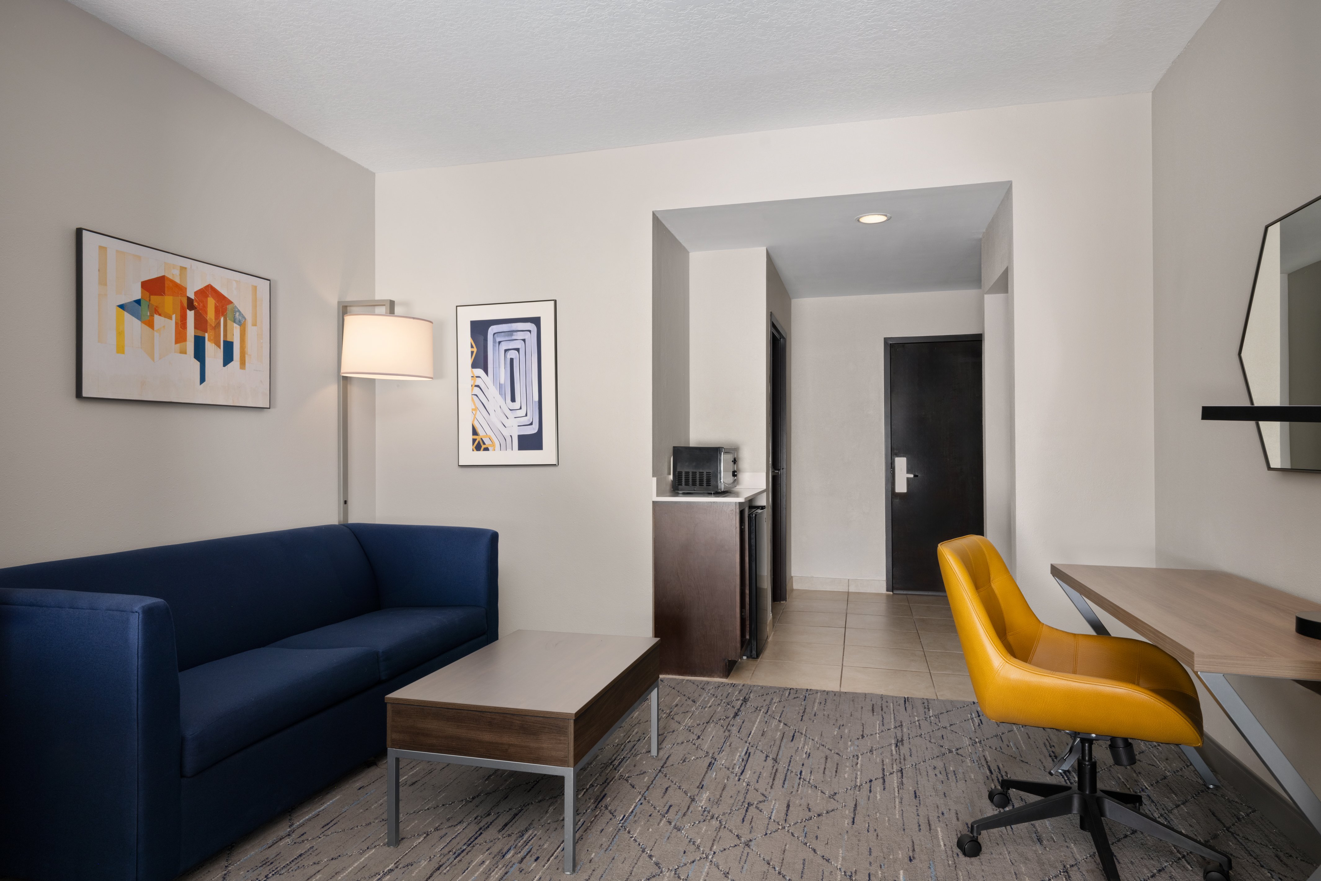 Holiday Inn Express Hotel And Suites Orlando East Ucf Area 30/50