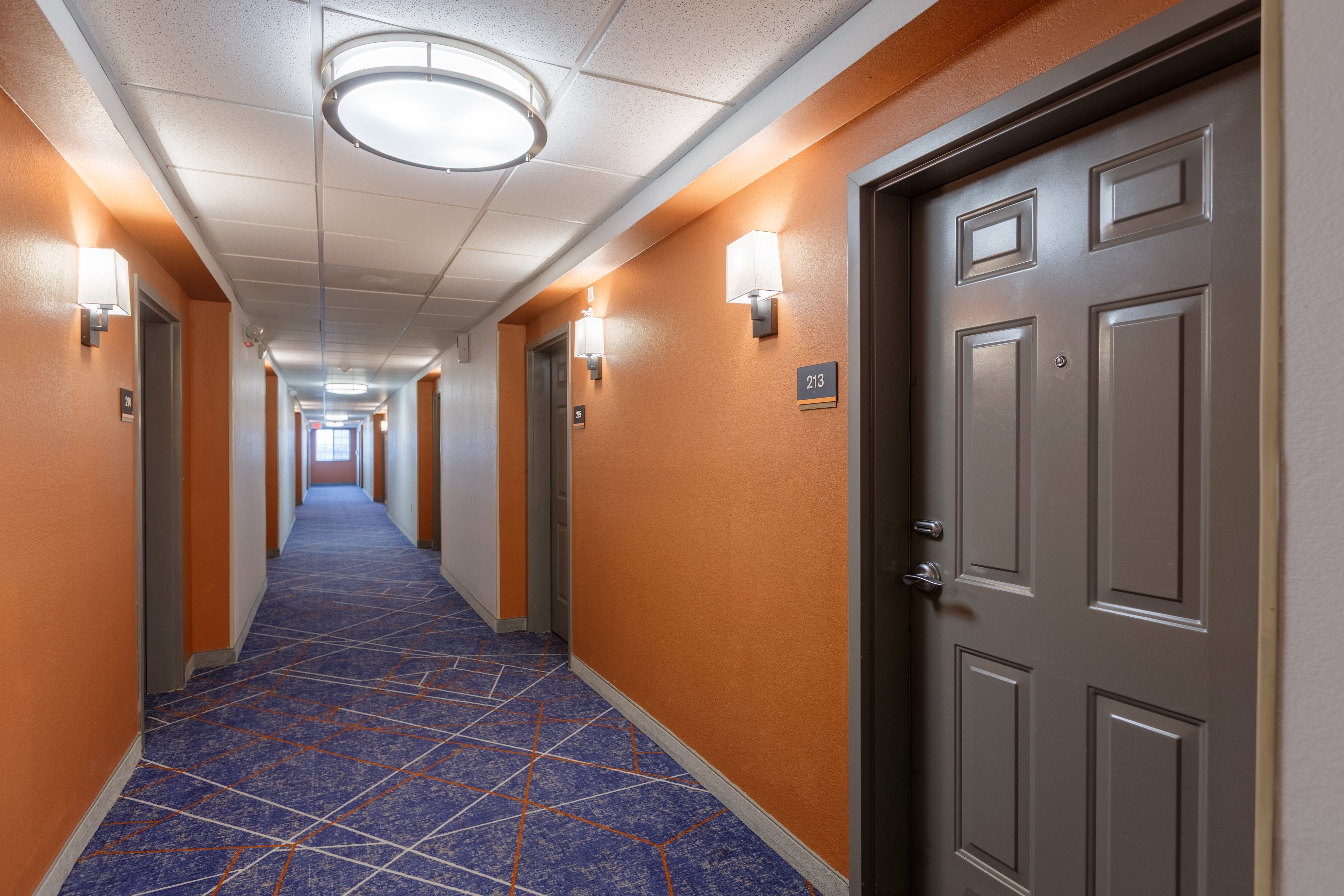 CANDLEWOOD SUITES SAN MARCOS 28/71