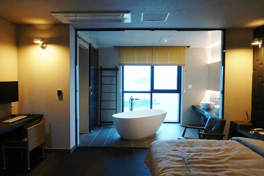 Louis Boutique Hotel 44/44