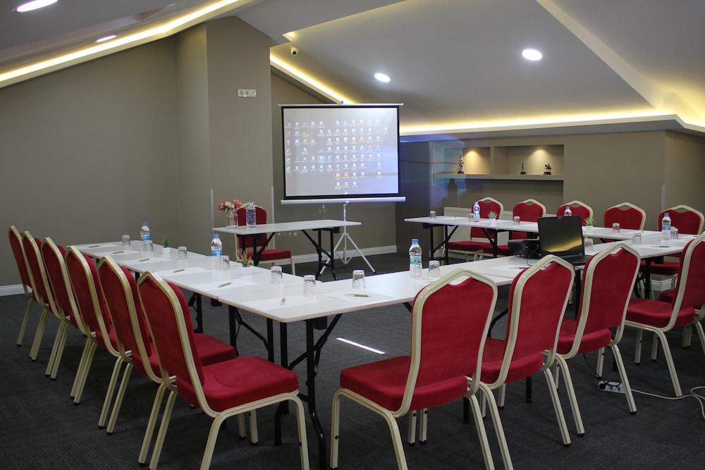 Niconya Port Suite Hotel 49/64