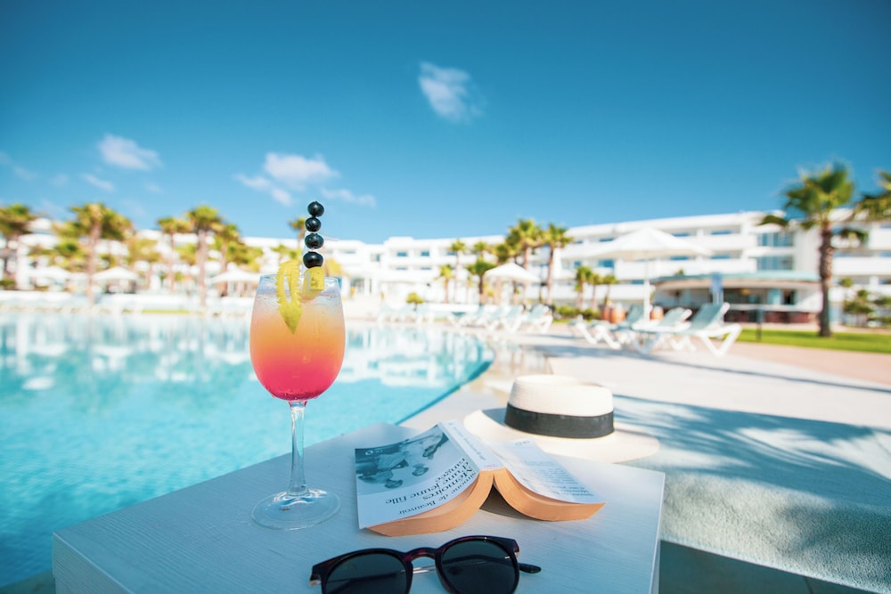 Lixus Beach Resort 4 30/74