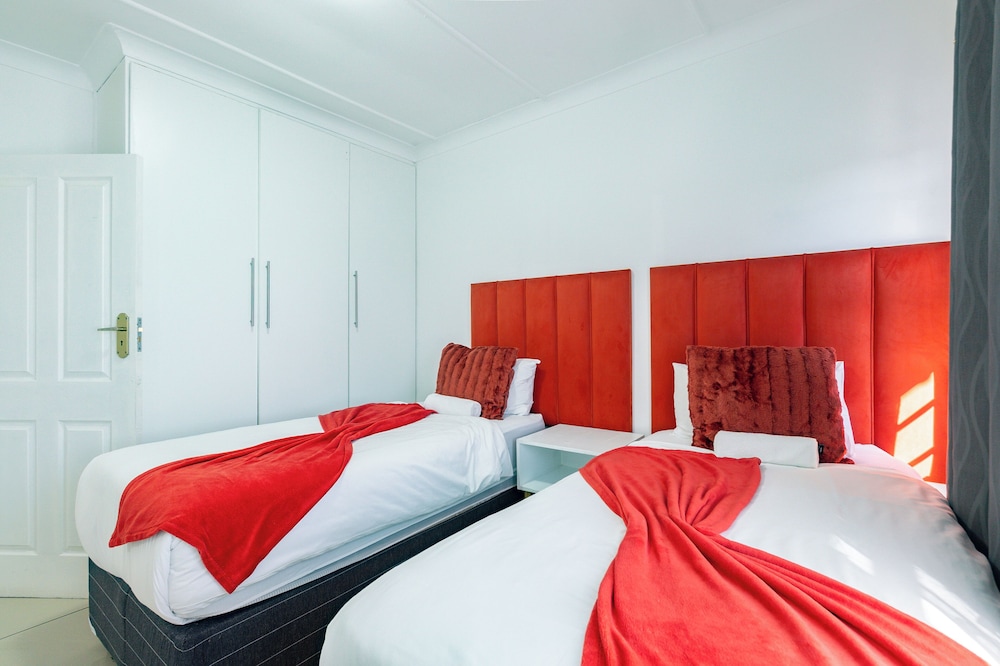 Safi Self-Catering Suites 14/46
