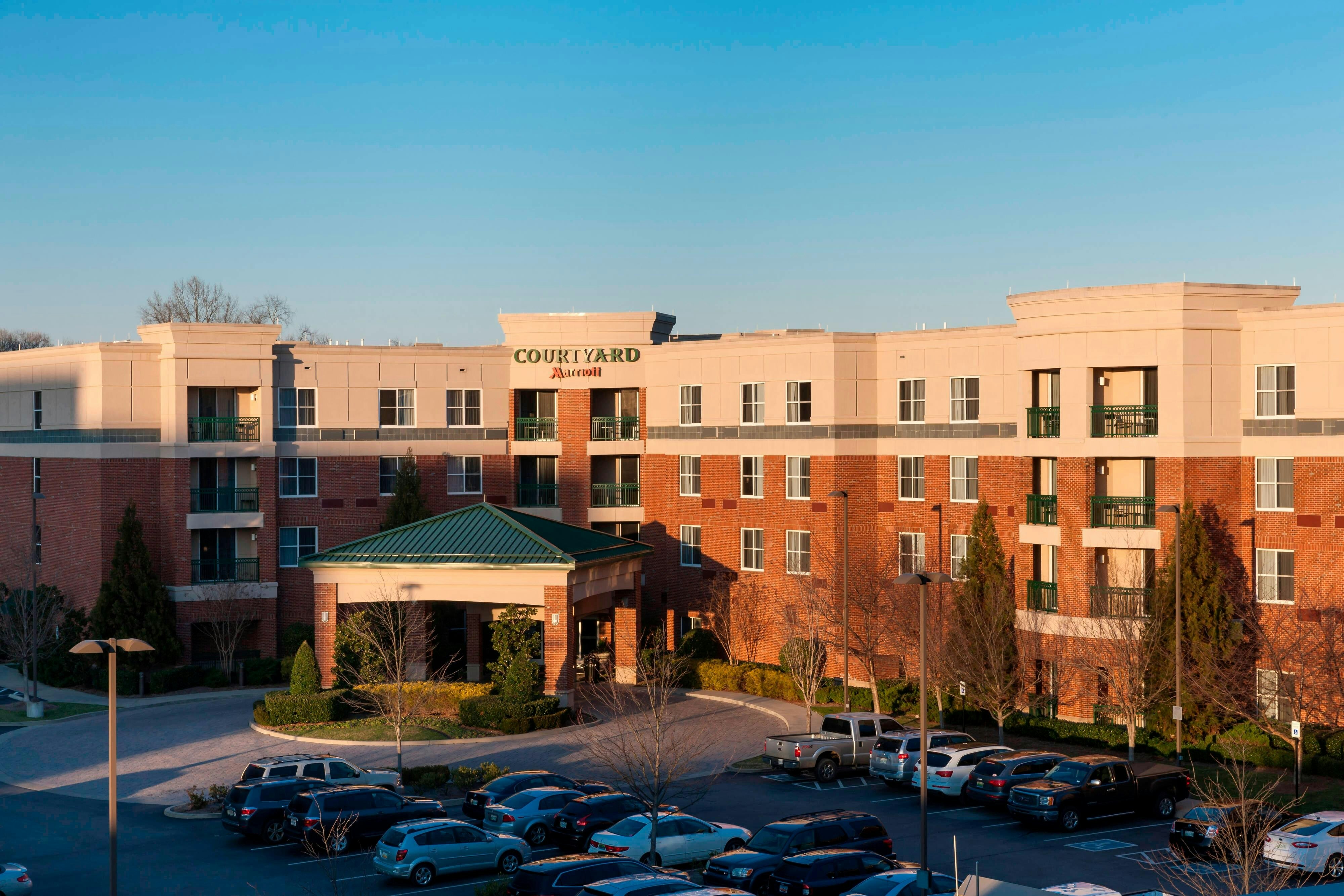 Courtyard by Marriott Franklin Cool Springs 3/53