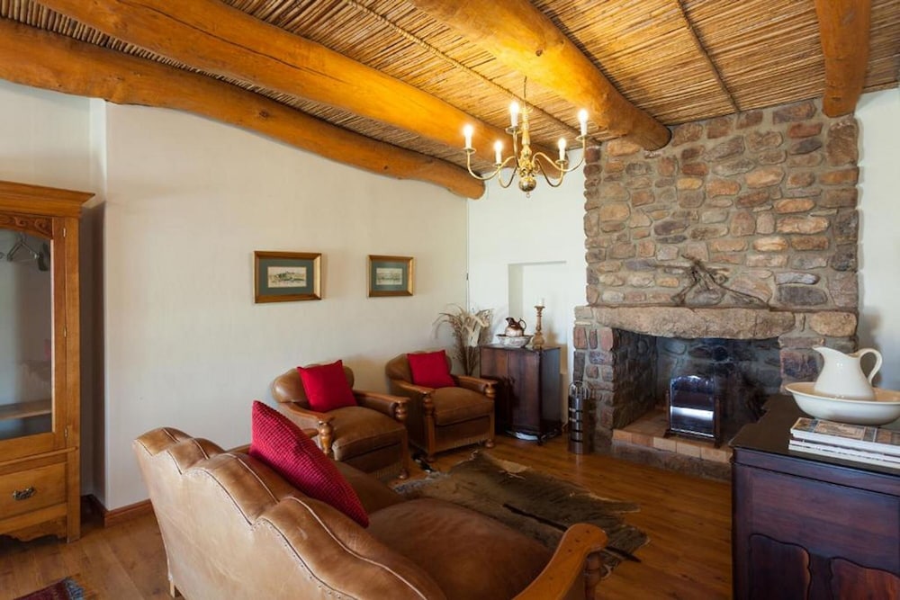 Tulbagh Mountain Manor 30/50
