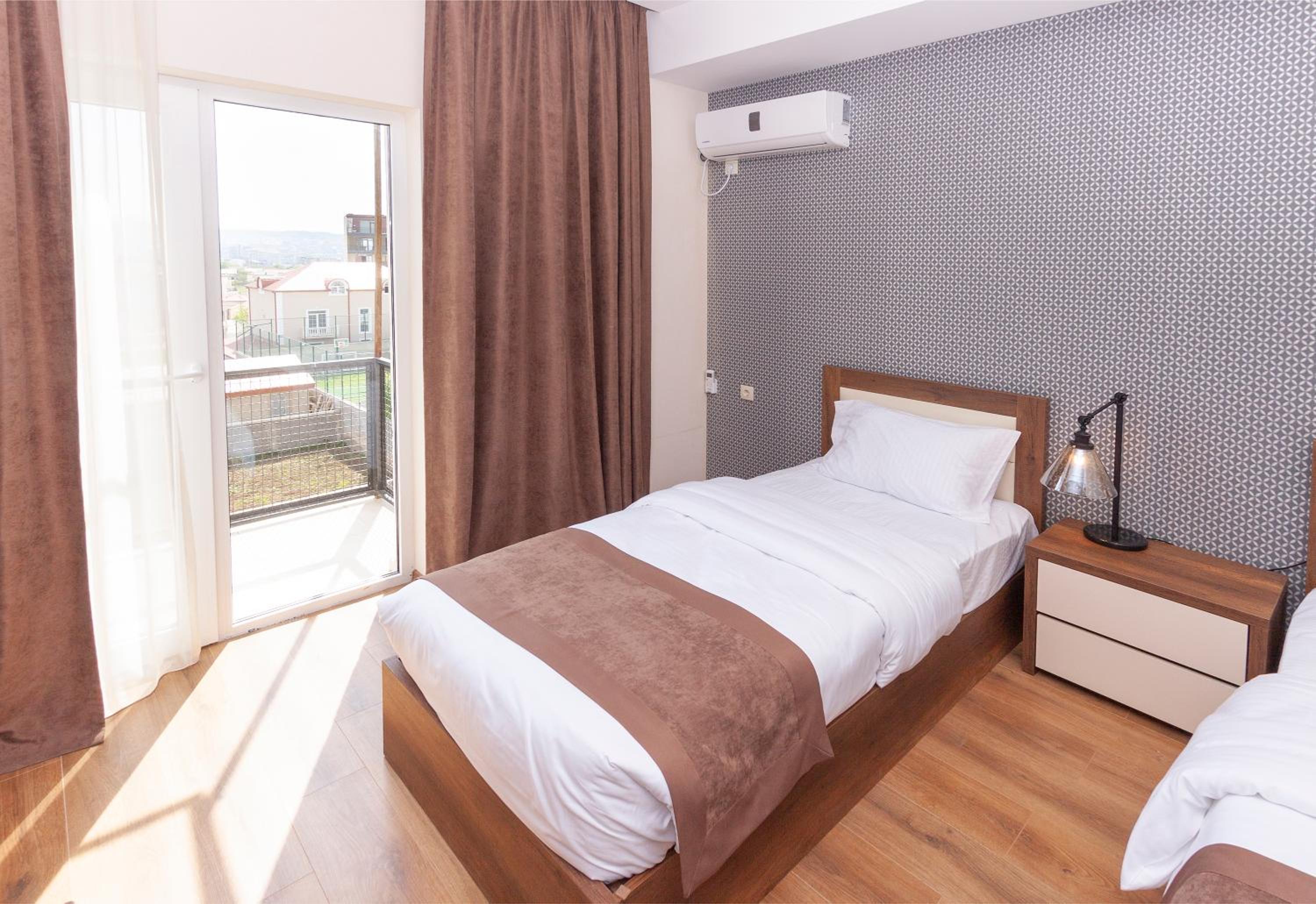 Hotel Amser 12/43