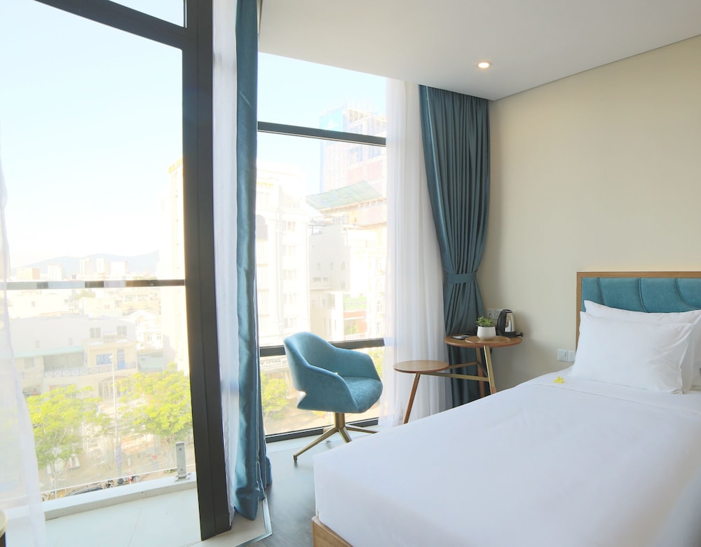 San Marino Boutique Danang 29/69