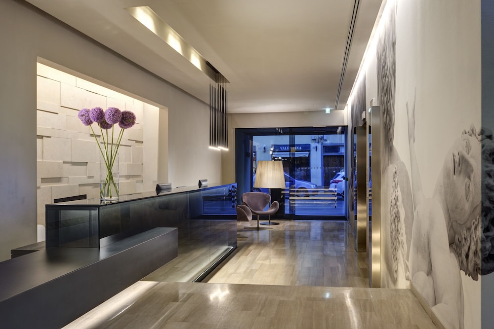 Lobby at Glance Hotel In Florence, FLORENCE