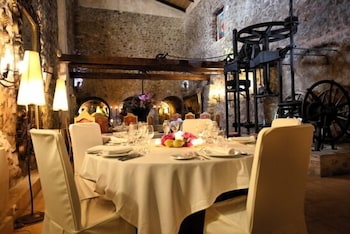 LA POSADA DEL MARQUES 34/50