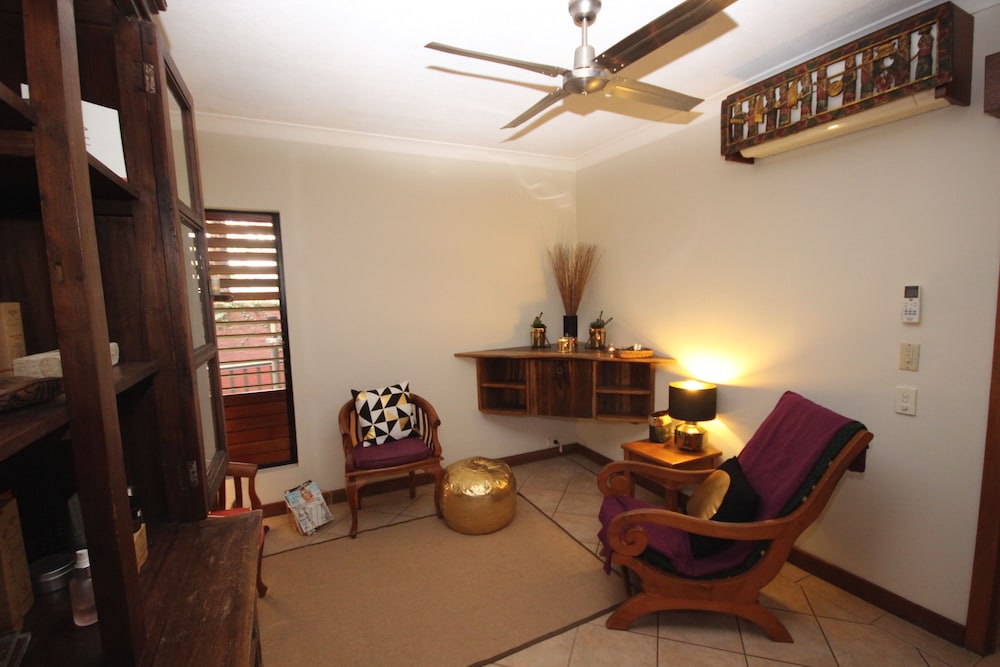 Hibiscus Resort And Spa 53/77