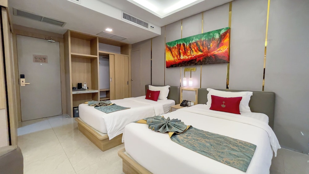 Elegant Bangkok Hotel 18/50