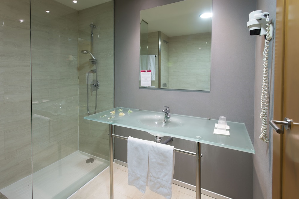 Hotel Sercotel Ag Express 21/53