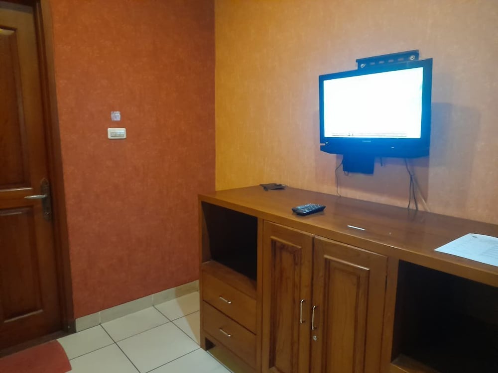 Hotel 678 Cawang 22/34